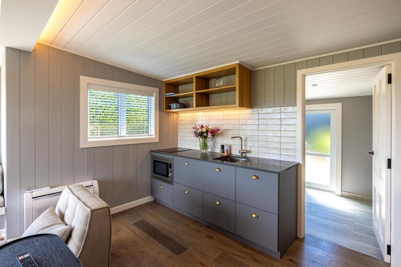 Smiths Cottage - Stay Waiheke Oneroa Eksteriør bilde